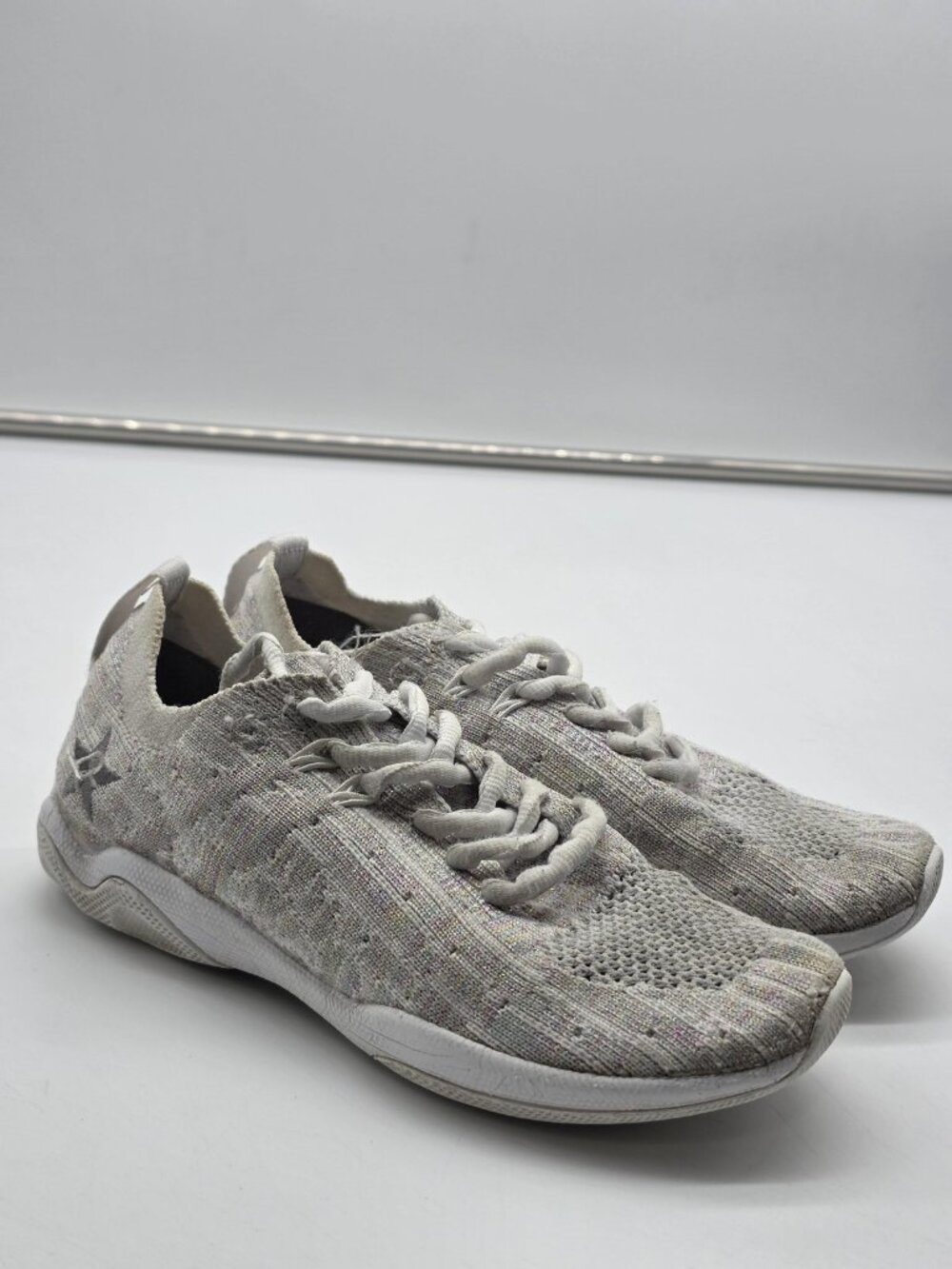 Rebel Shoe Women 5.5 Gray Revolt Ice Knit Cheer Dance Sneakers Light Damaged